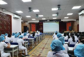 KHOA DƯỢC TỔ CHỨC CÁC BUỔI SINH HOẠT CHUYÊN MÔN VỚI NHÂN VIÊN Y TẾ TẠI BỆNH VIỆN MẮT
