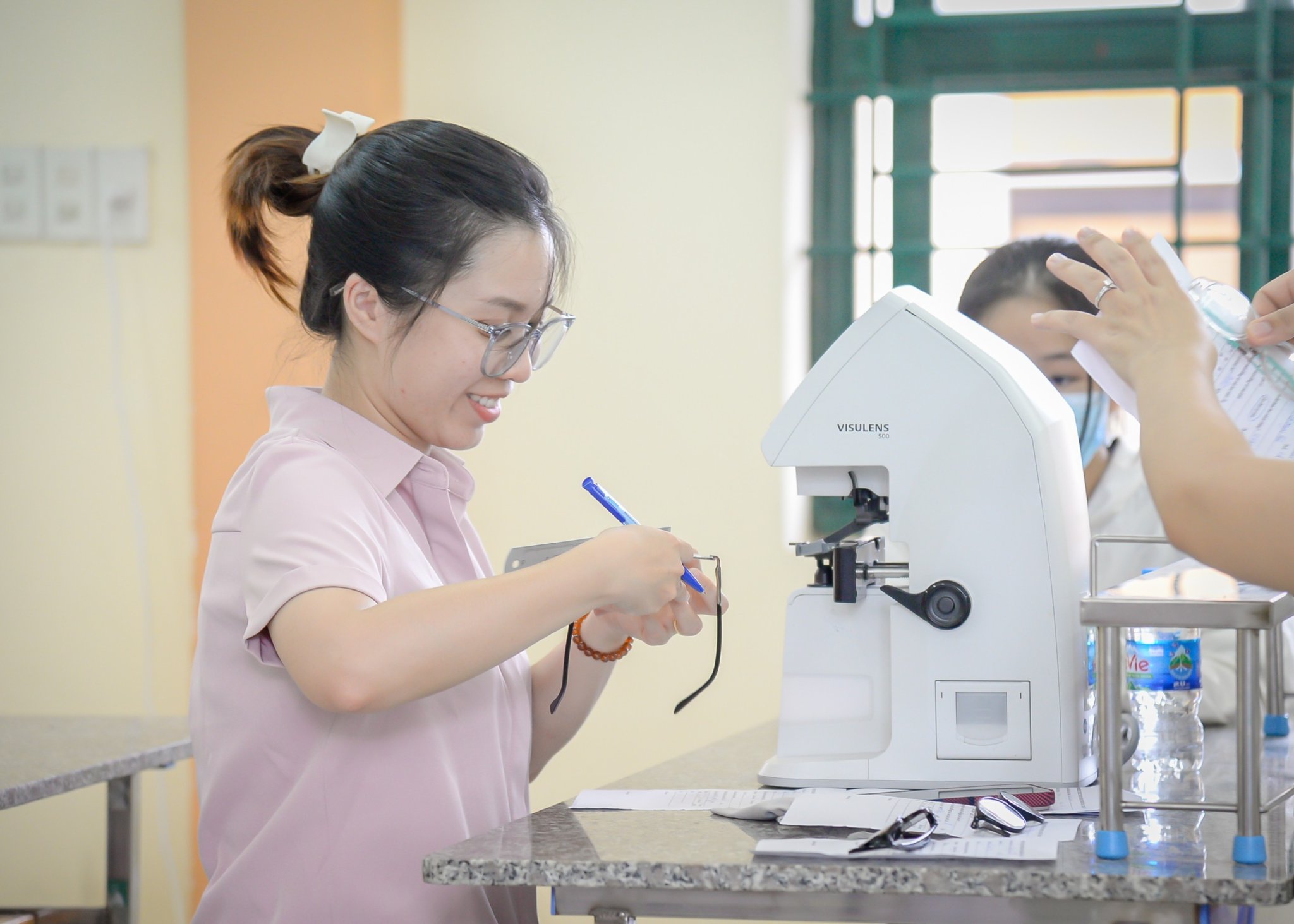 Kiểm tra kính